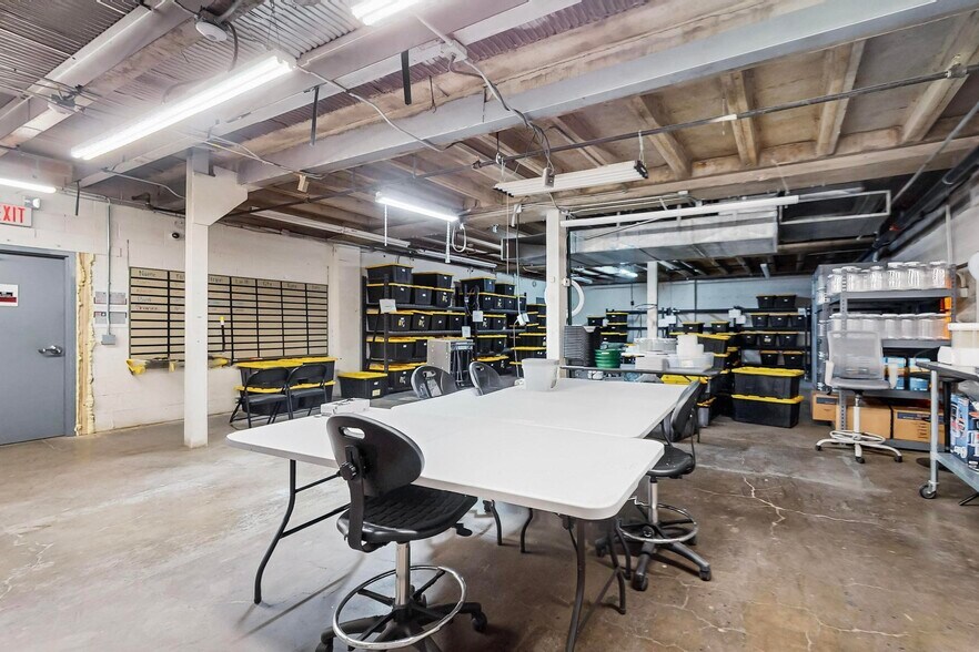 More Photos Of 1510-1512 1st St NW, Albuquerque Industrial For Sale