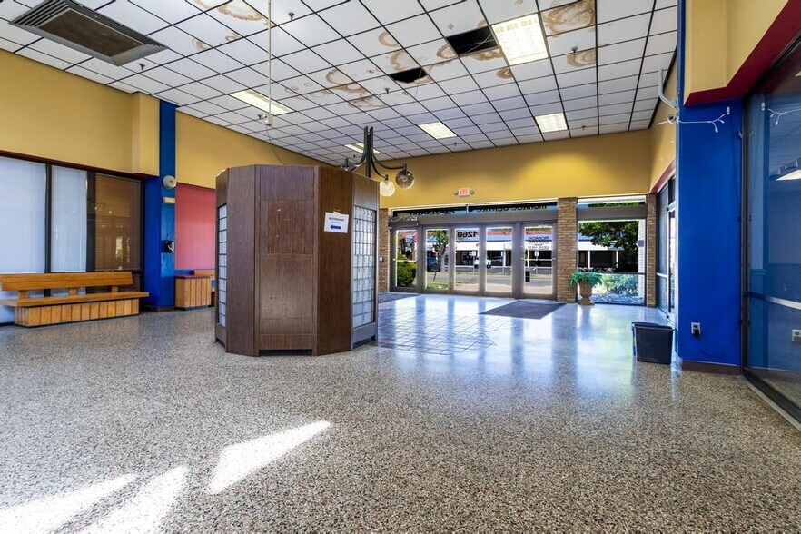 More Photos Of 1260 Monroe St NW, New Philadelphia Medical For Lease