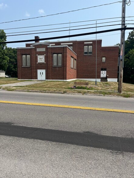 More Photos Of 642 S Main St, Central Square Office Residential For Lease