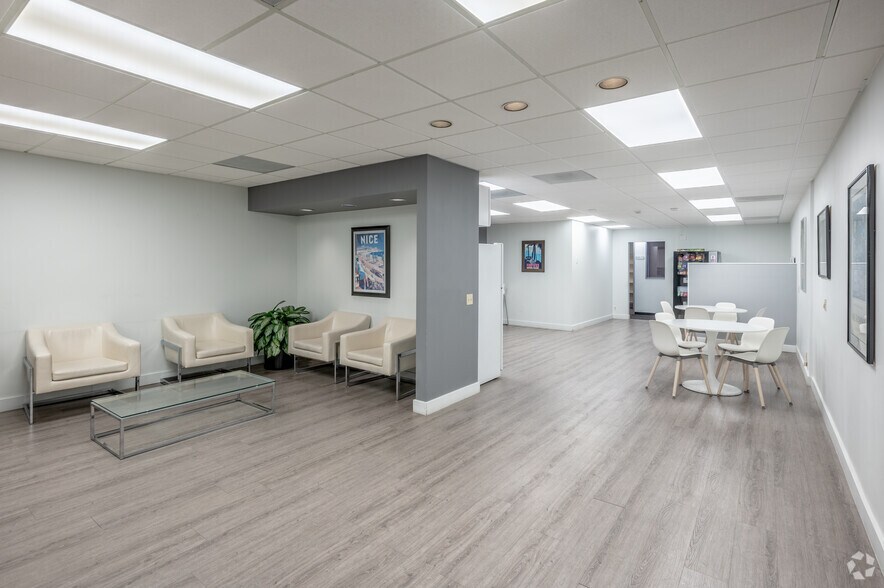 More Photos Of 1440 N Harbor Blvd, Fullerton Office For Lease