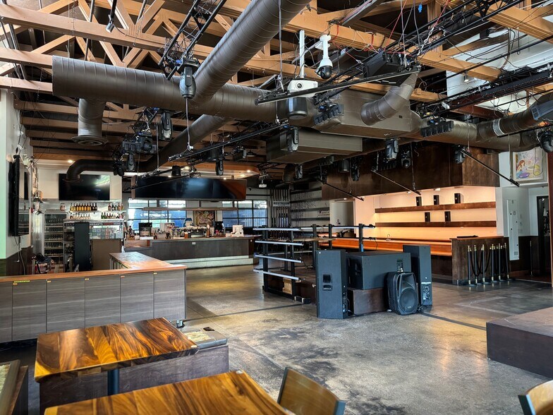 More Photos Of 4109 State Highway 121, Carrollton Restaurant For Lease