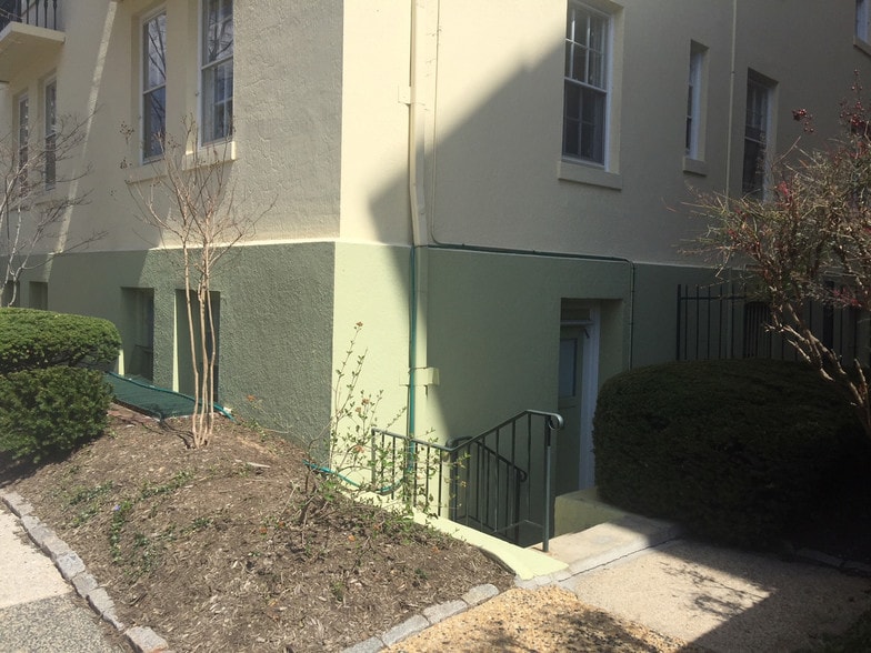 More Photos Of 3401 Greenway, Baltimore Apartments For Sale