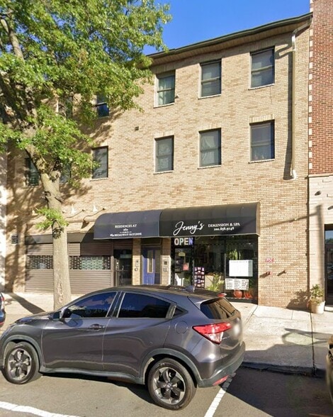 Primary Photo Of 260-262 Broadway, Bayonne Showroom For Sale