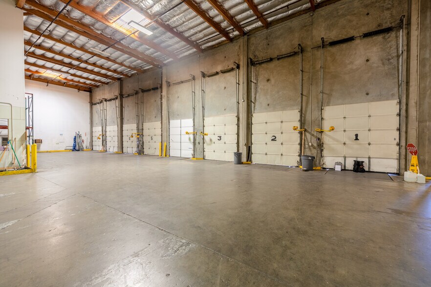 More Photos Of 7041 Las Positas Rd, Livermore Warehouse For Lease