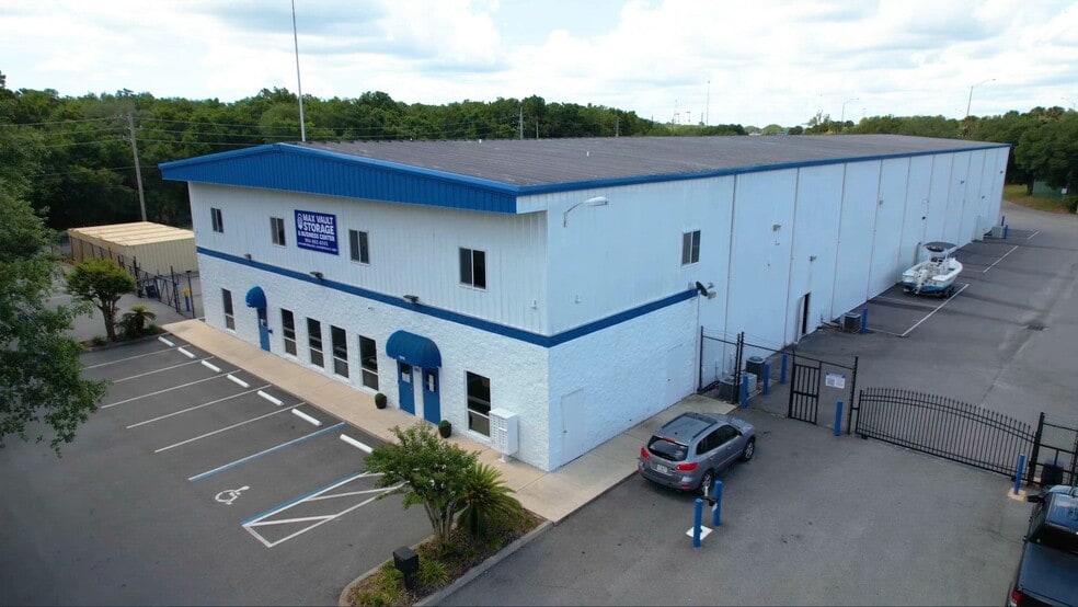 Primary Photo Of 10416 New Berlin Rd, Jacksonville Warehouse For Lease