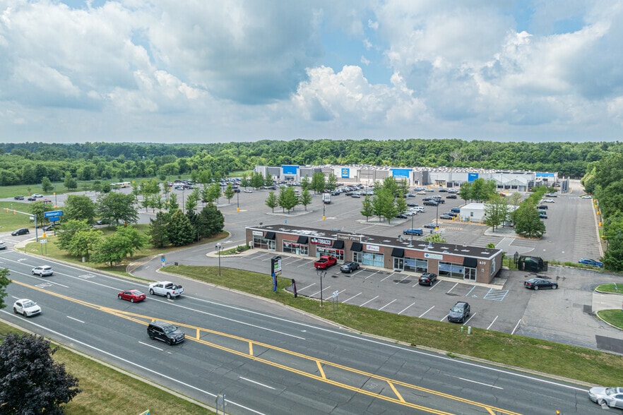 More Photos Of 635 N 9th St, Kalamazoo Freestanding For Lease