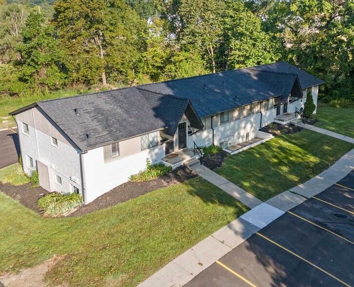 Primary Photo Of 811-845 N Main St, Milford Apartments For Sale