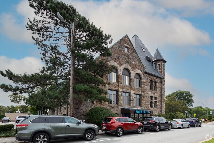 More Photos Of 10 Langley Rd, Newton Office For Sale