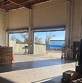 More Photos Of 9750 Irvine Blvd, Irvine Manufacturing For Lease