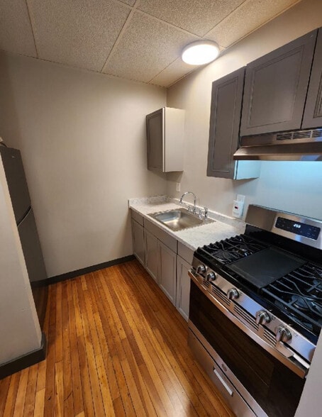 More Photos Of 19 Wood St, Lewiston Apartments For Sale