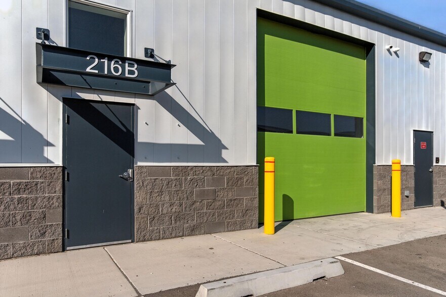 More Photos Of 5170-5176 W Liberator Dr, Kearns Warehouse For Lease