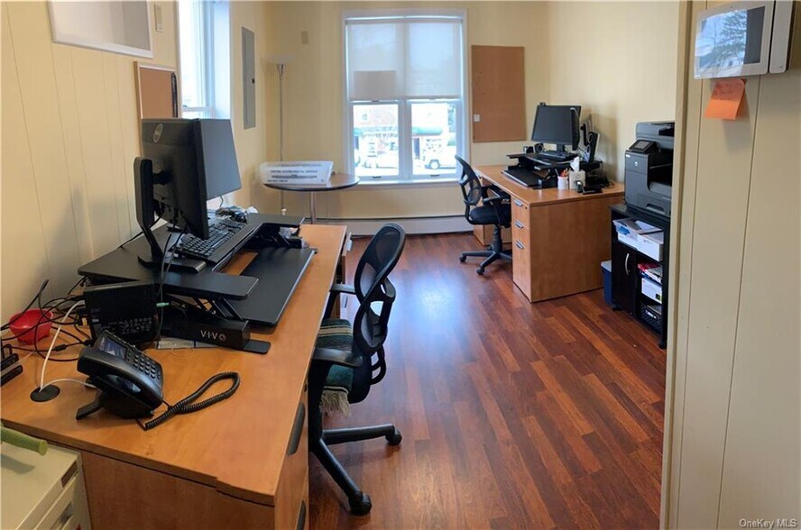 More Photos Of 328 Lexington Ave, Mount Kisco Light Distribution For Lease