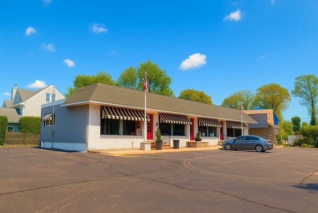 More Photos Of 284 Mantoloking Rd, Brick General Retail For Sale