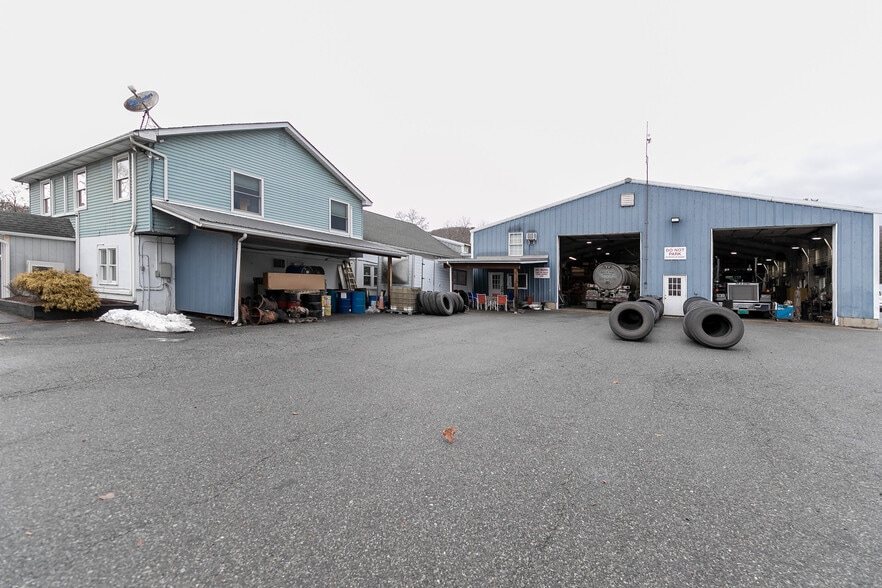 More Photos Of 56 US 46 Hwy, Columbia Distribution For Lease