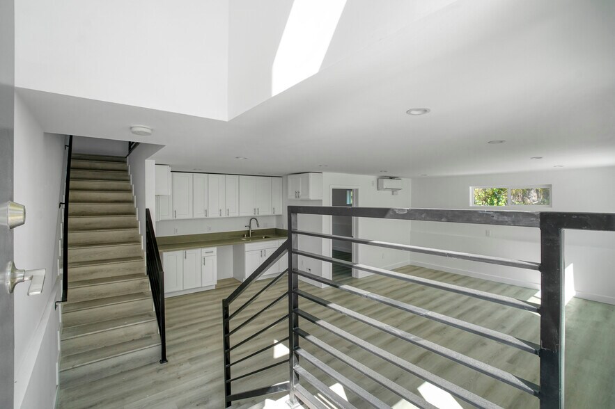 More Photos Of 5107 Crenshaw Blvd, Los Angeles Apartments For Sale