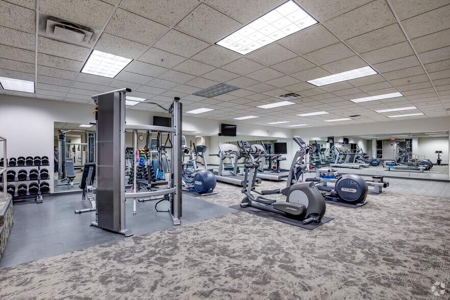 More Photos Of 1295 Northland Dr, Mendota Heights Medical For Lease