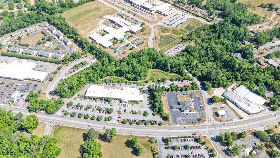 More Photos Of 2136 Sunset Blvd, West Columbia Auto Dealership For Sale