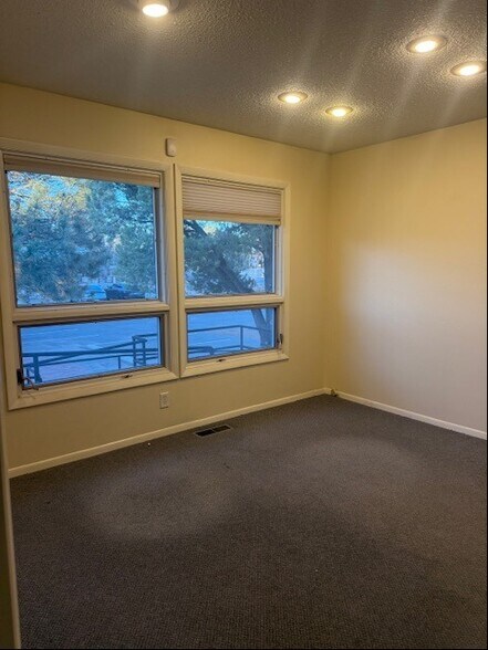More Photos Of 2677 N Taft Ave, Loveland Medical For Sale