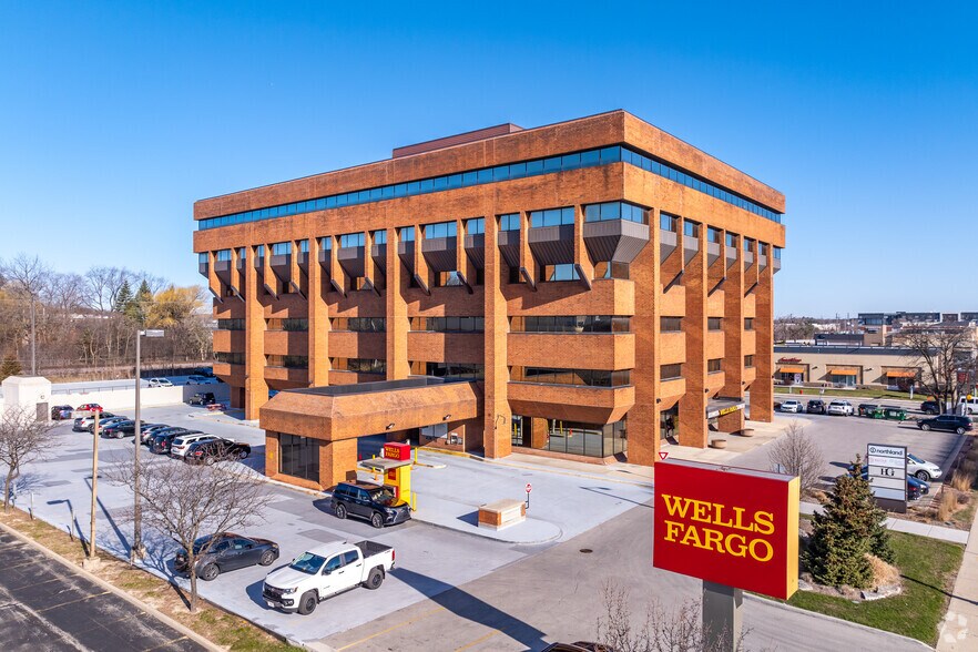 Primary Photo Of 2675 N Mayfair Rd, Wauwatosa Office For Lease