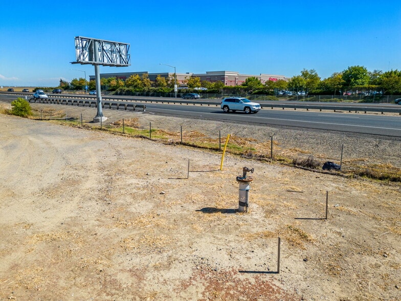 More Photos Of 2120 Freeway Dr, Woodland Land For Sale