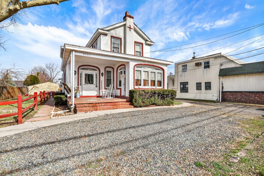 More Photos Of 2267 E Farragut Ave, Bristol Multifamily For Sale