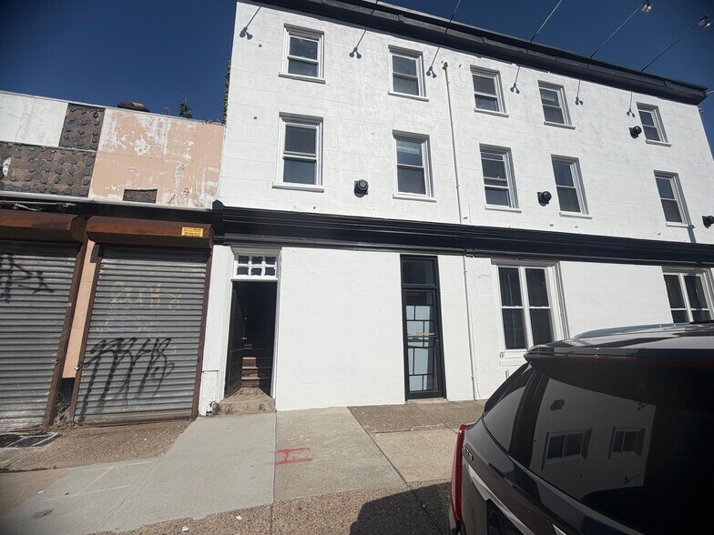 More Photos Of 501 Edgmont Ave, Chester Storefront Retail Residential For Sale