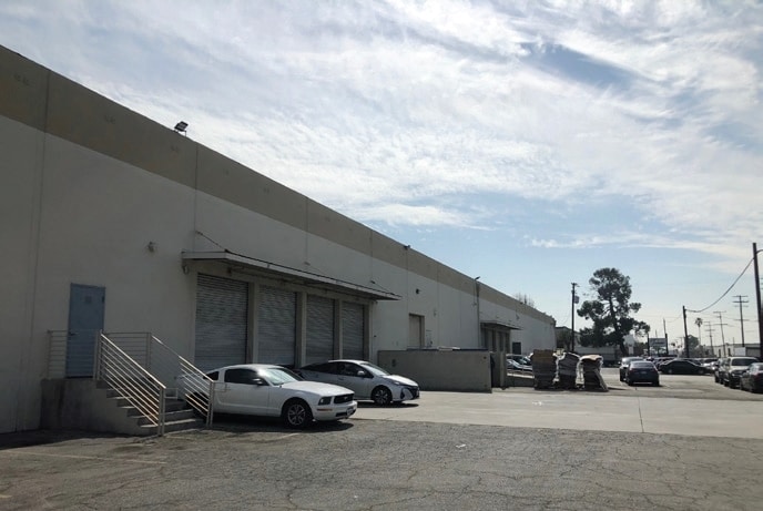 More Photos Of 6817-6833 E Acco St, Commerce Distribution For Lease