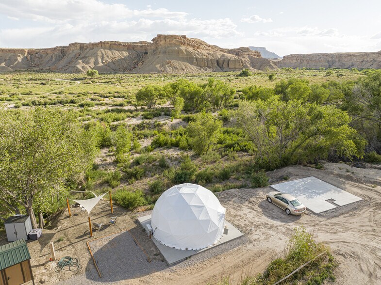 More Photos Of 7650 E SR 24 Giles Rd, Hanksville Trailer Camper Park For Sale