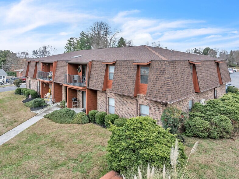 More Photos Of 506 Ellis st, Jefferson City Apartments For Sale