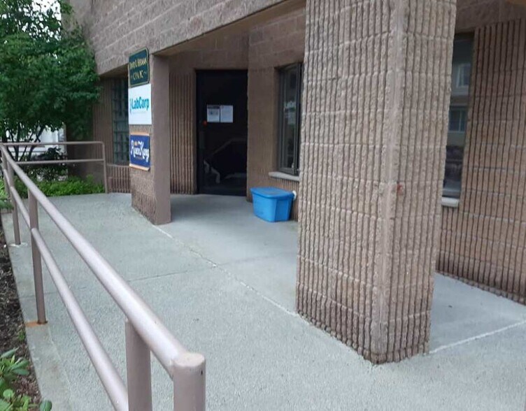 More Photos Of 15 Third St, New City Office For Sale