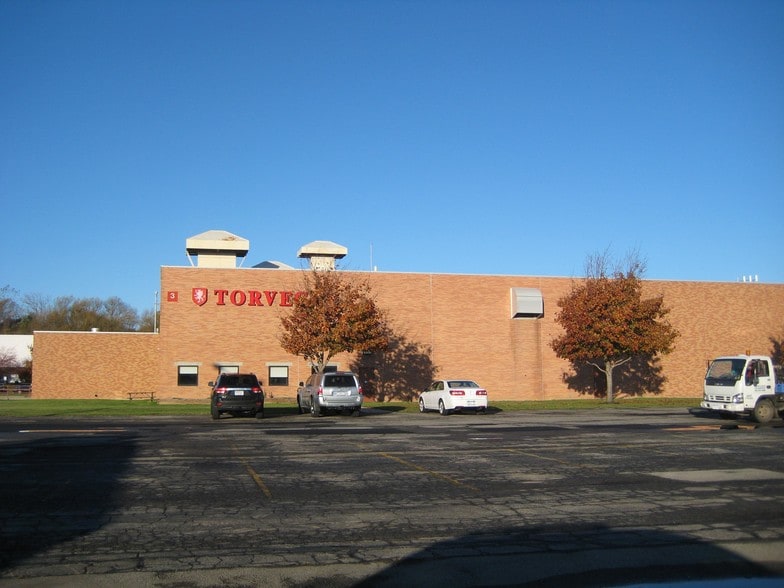 More Photos Of 1999 Mount Read Blvd, Rochester Manufacturing For Lease
