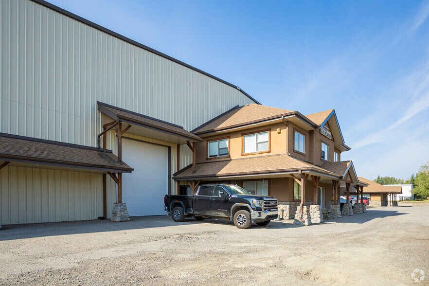 More Photos Of 4 Winters Way, Okotoks Warehouse For Lease