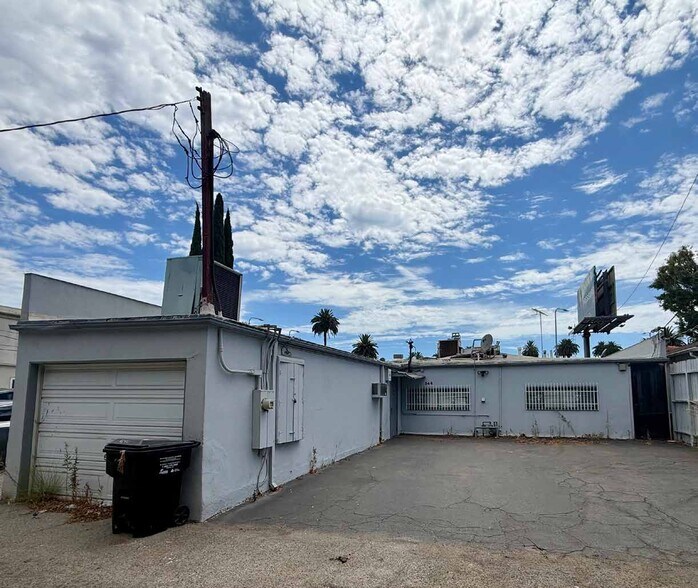 More Photos Of 544 S San Vicente Blvd, Los Angeles Office For Sale