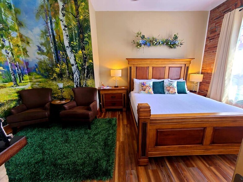 More Photos Of 123 N Main St, Creede Hotel For Sale