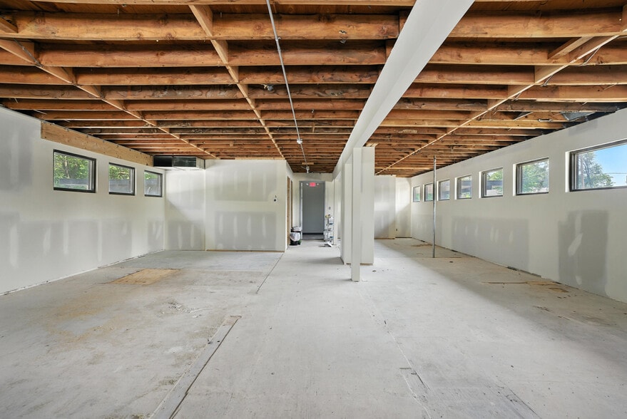 More Photos Of 3820 Central Ave, Lake Station Medical For Lease