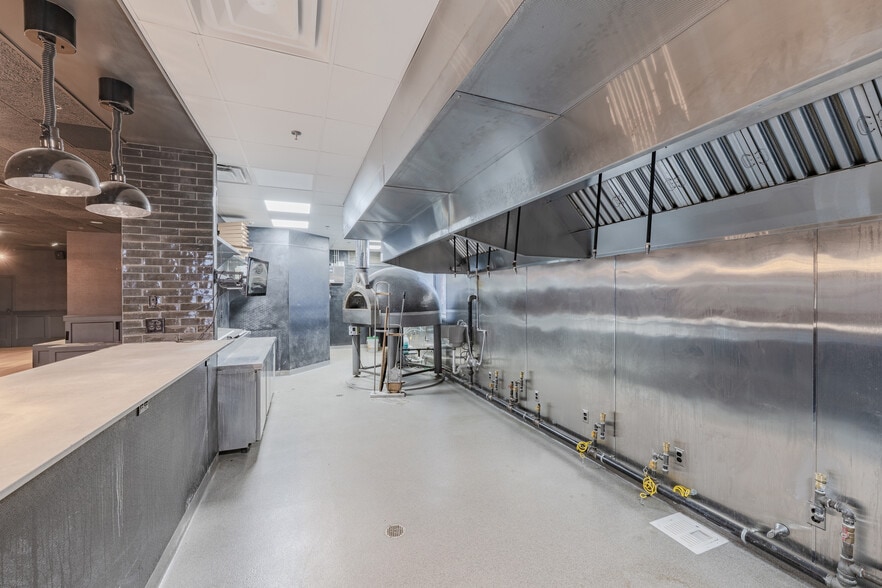 More Photos Of 334 S Water St, Providence Restaurant For Sale