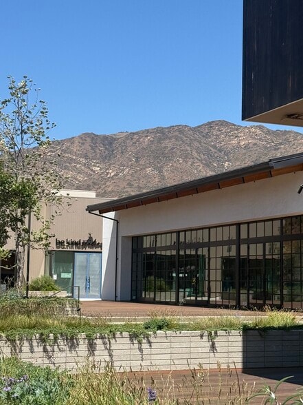 More Photos Of 23465 Civic Center Way, Malibu Unknown For Lease