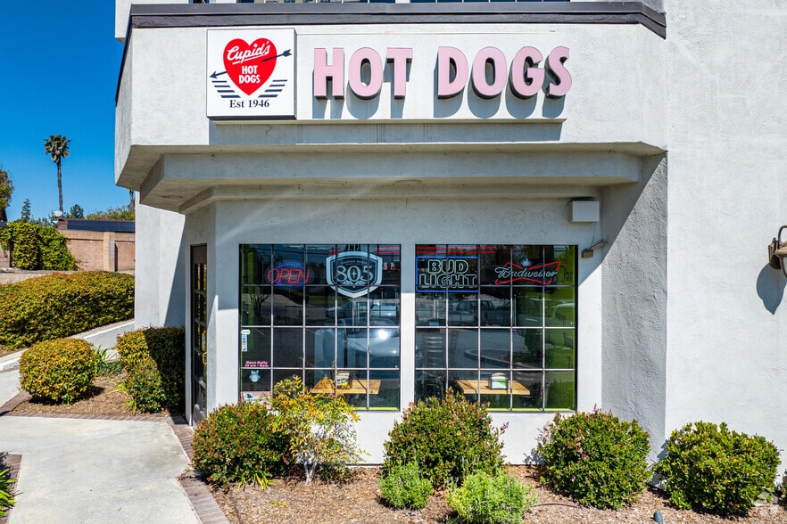 More Photos Of 2585 Cochran St, Simi Valley Freestanding For Sale