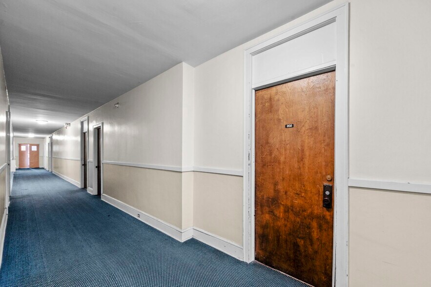 More Photos Of , Minneapolis Multifamily For Sale