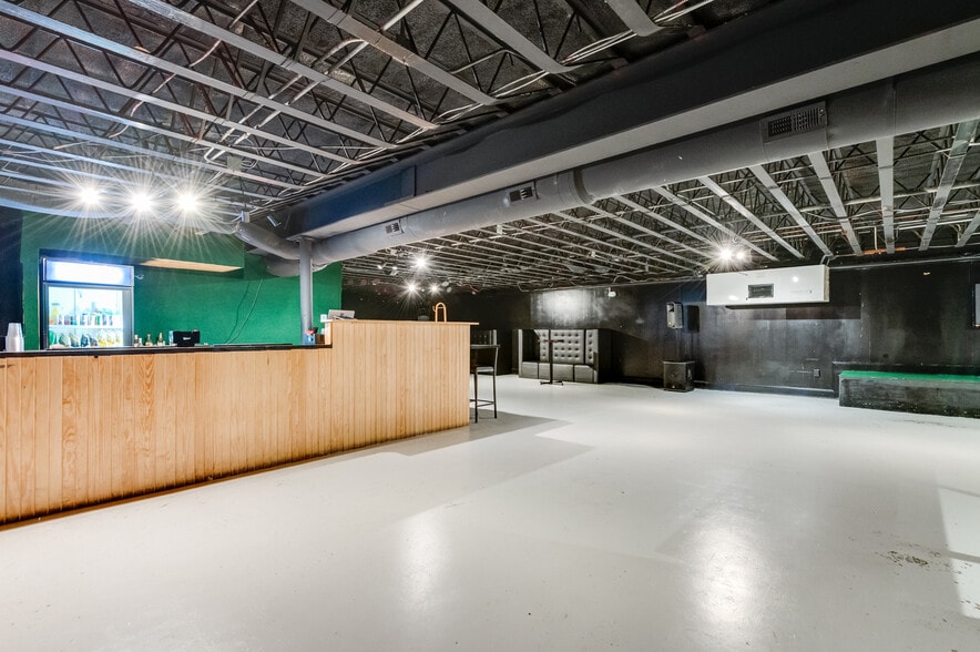 More Photos Of 1217-1219 E Main St, Richmond Storefront For Sale