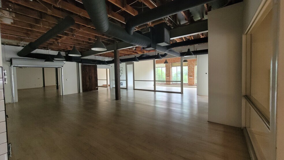 More Photos Of 5651 Wilshire Blvd, Los Angeles Storefront Retail Office For Lease