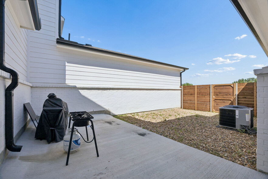 More Photos Of , Fort Worth Multifamily For Sale