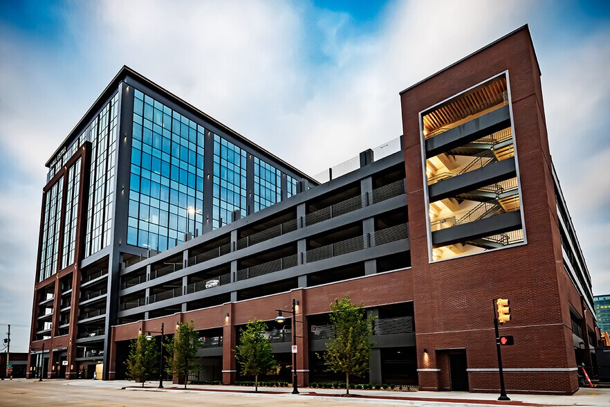 More Photos Of 521 E 2nd St, Tulsa Office For Lease