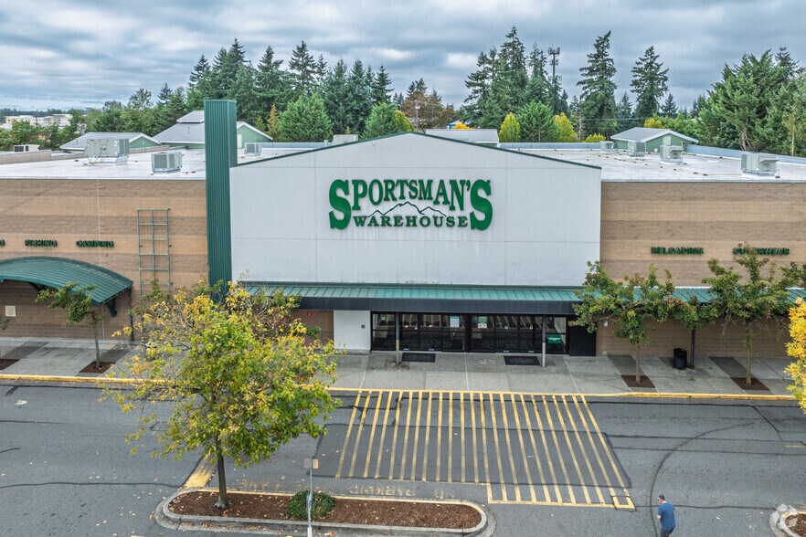 More Photos Of 120 31st Ave SE, Puyallup General Retail For Sale