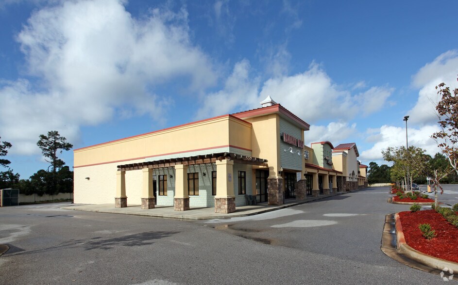 More Photos Of 3707-3733 Gulf Breeze Pky, Gulf Breeze Freestanding For Lease