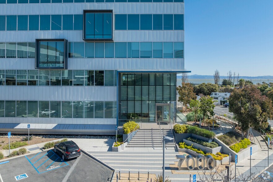 More Photos Of 7000 Marina Blvd, Brisbane Research And Development For Lease