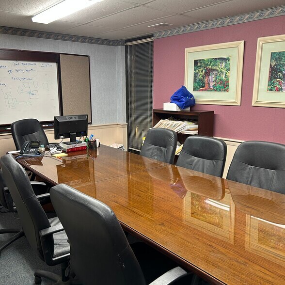 More Photos Of 155 Maple St, Springfield Medical For Sale