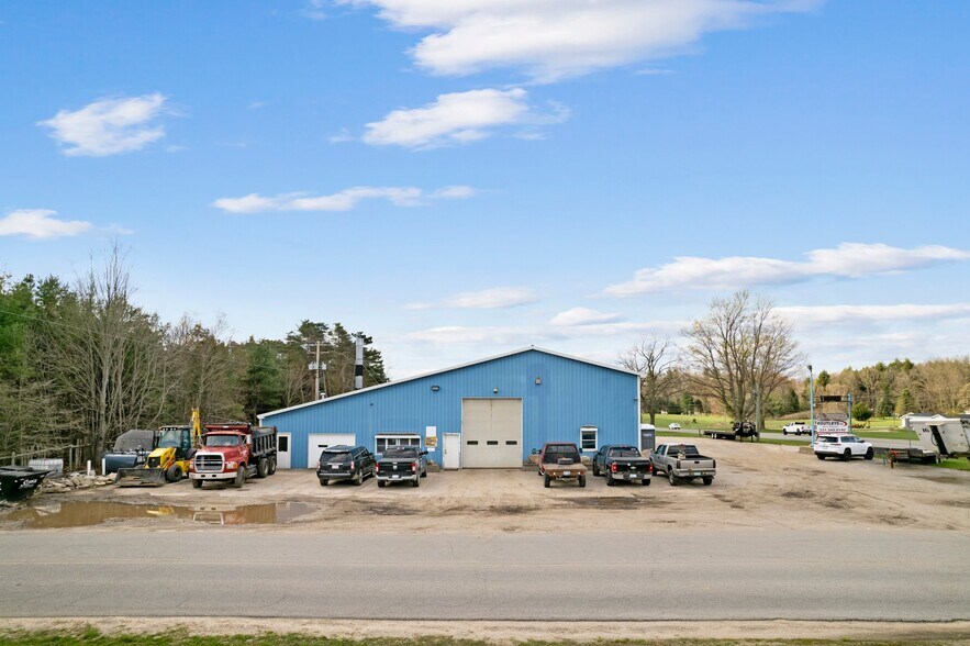 More Photos Of 19925 12 Mile Rd, Big Rapids Service For Sale
