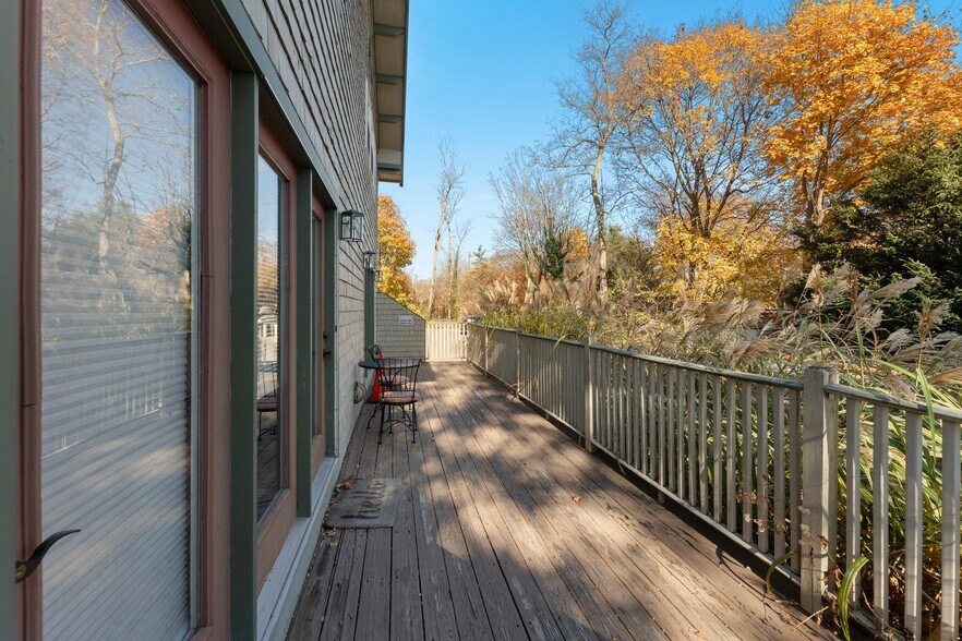 More Photos Of 4372 Post Rd, East Greenwich Office Residential For Sale