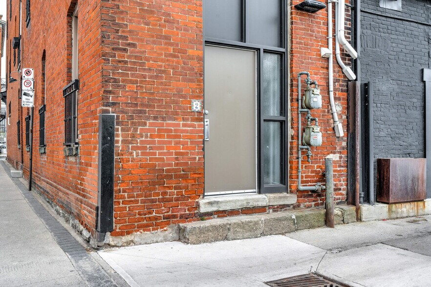 More Photos Of 205 King St E, Hamilton Storefront Retail Residential For Sale